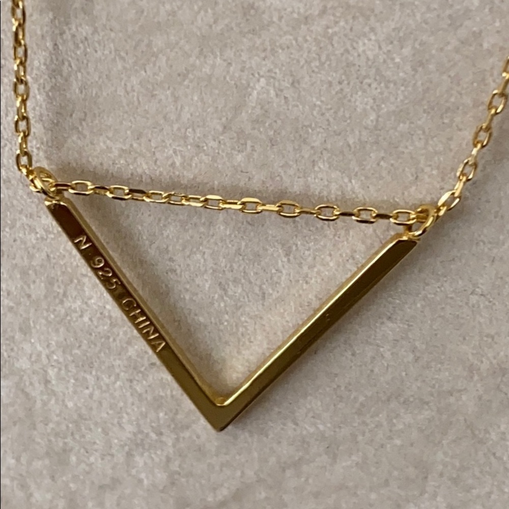 Geometric Triangle Necklace - Picture 4 of 4